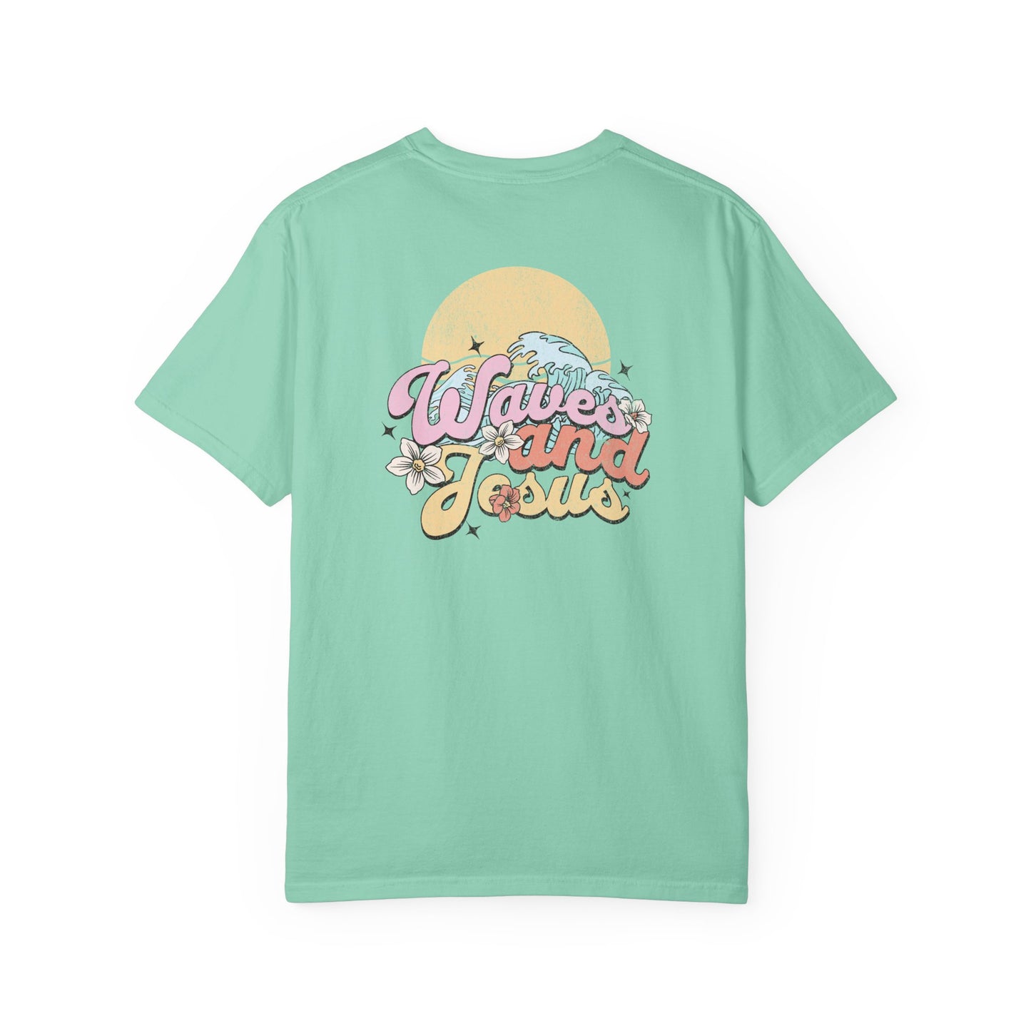 Women's Christian Beach Tee — Waves and Jesus | Vintage Retro